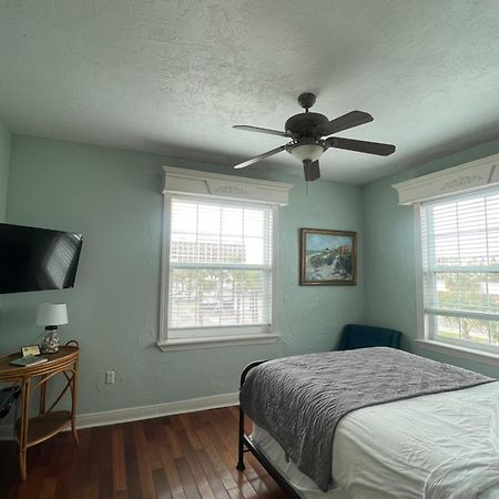浅月湾酒店及餐厅 - 杰克逊维尔海滩（Jacksonville Beach） 外观 照片